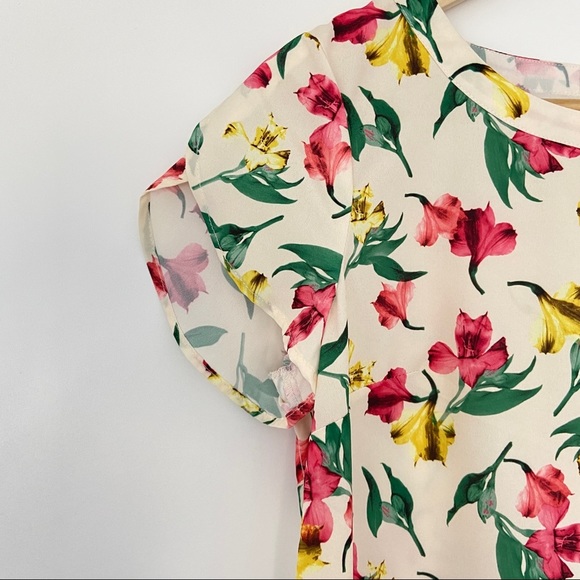 MERONA CREAM/GREEN/YELLOW/PINK FLORAL FLOATY TOP/BLOUSE WITH TULIP SLEEVES-XS - Picture 3 of 7
